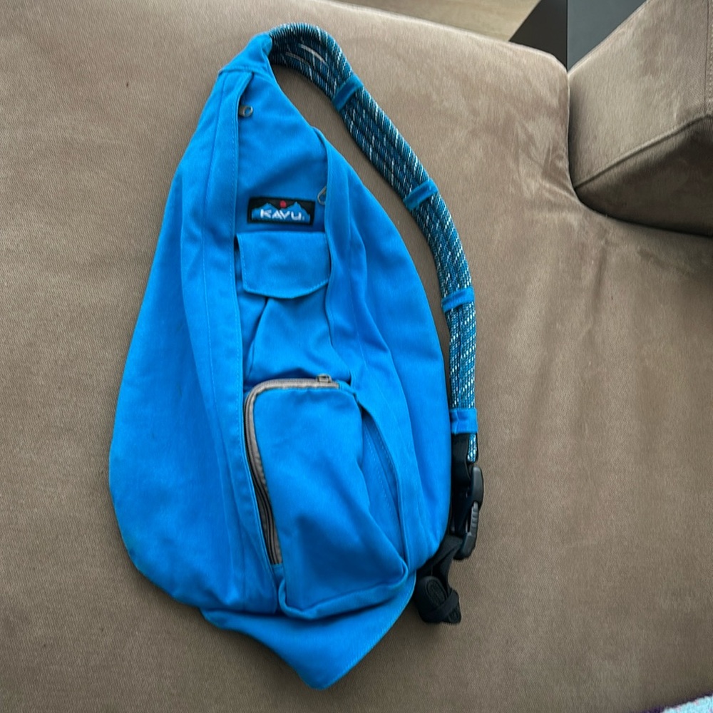 KAVU SLING BAG